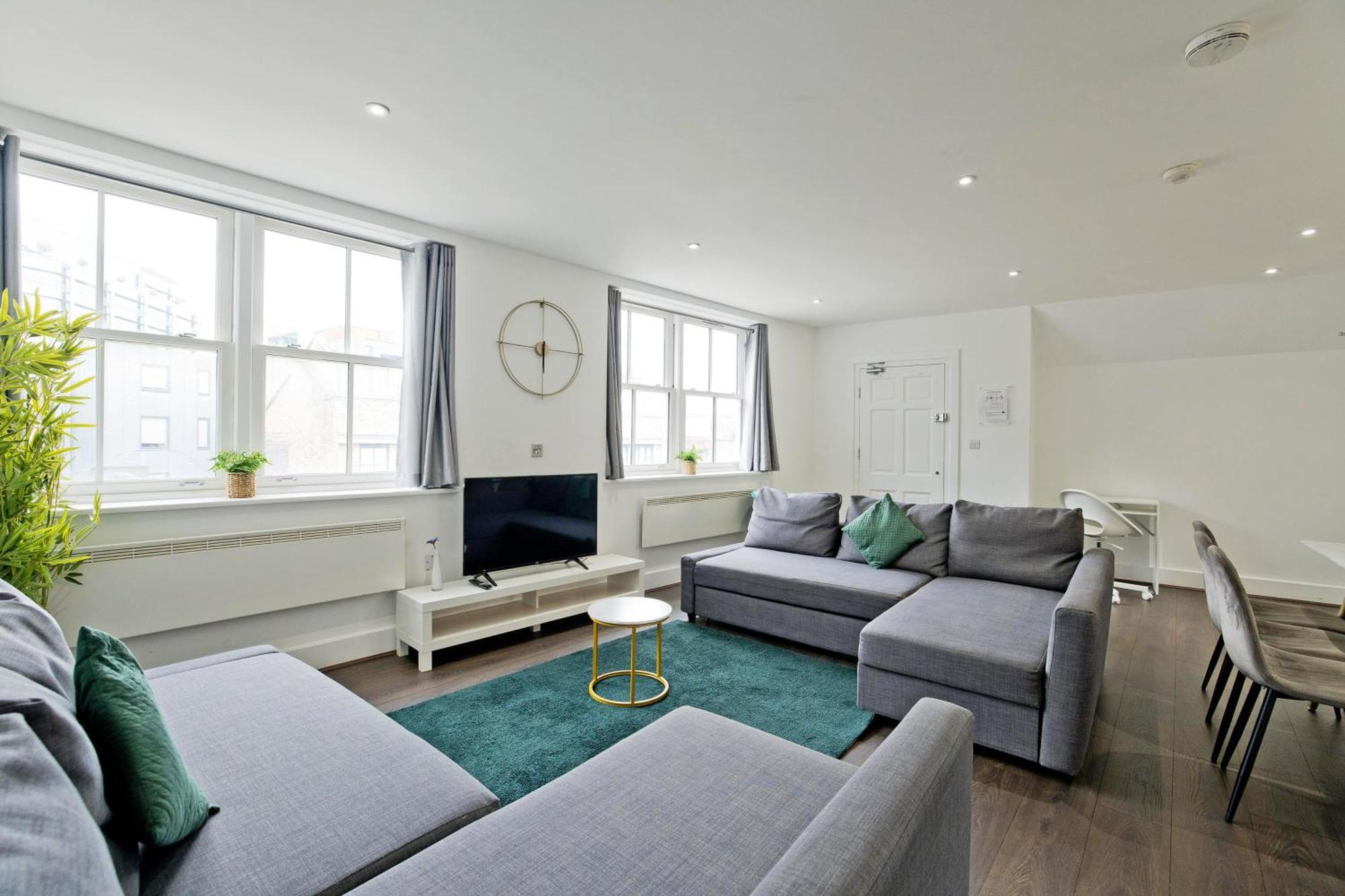Imperial Liverpool Street Apartment