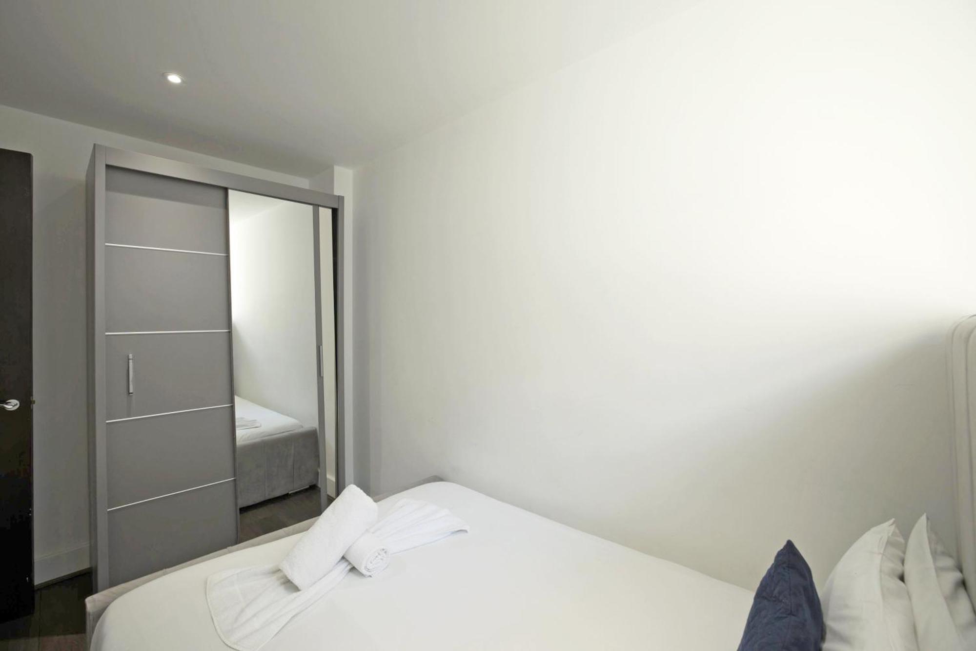 Imperial Liverpool Street Apartment *