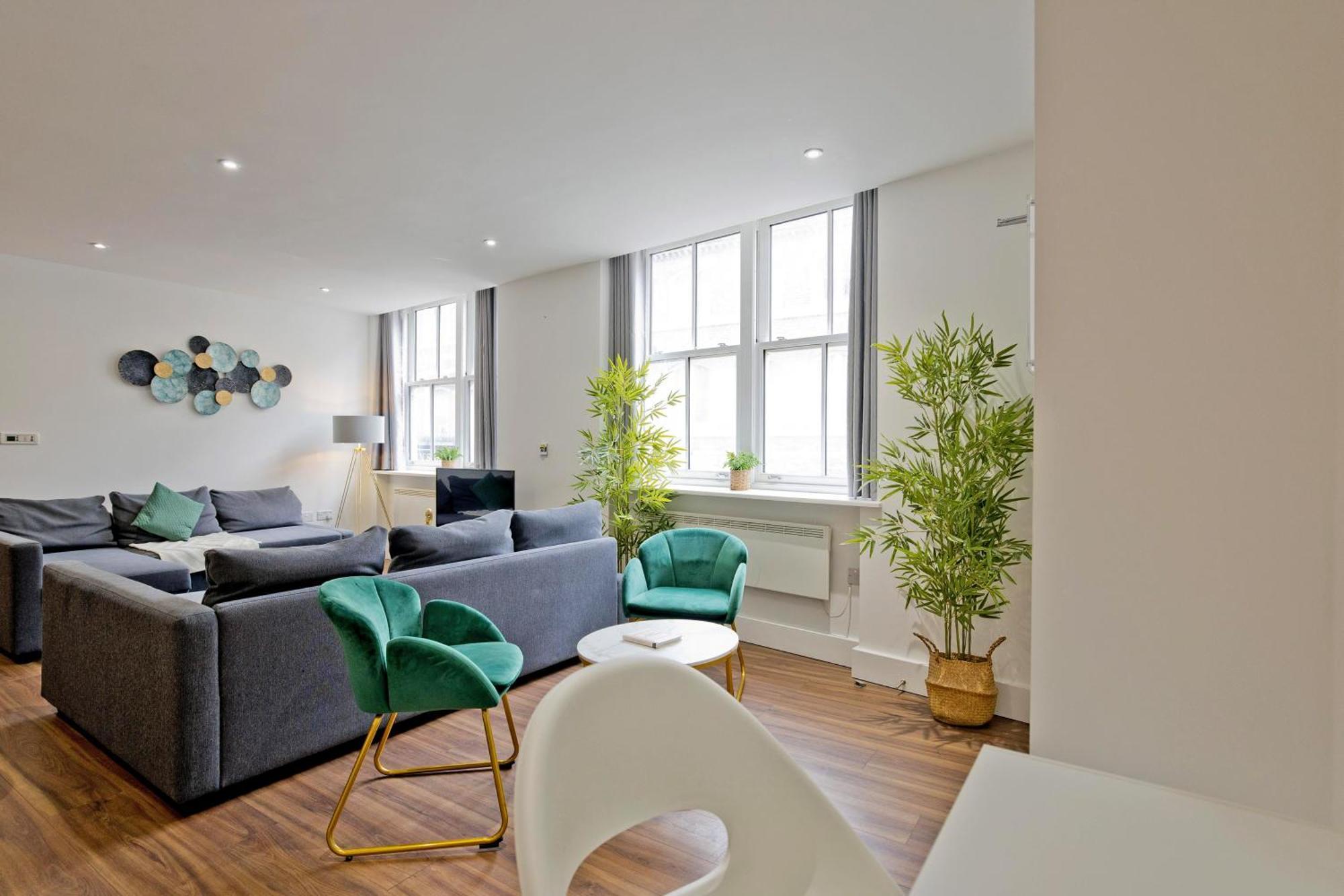 Imperial Liverpool Street Apartment London